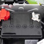 &iquest;C&oacute;mo actuar ante un fallo de bater&iacute;a del coche en marcha?